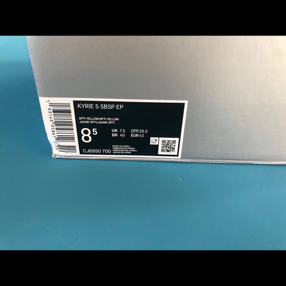 Spingebob size 8.5 like new - Picture 6 of 7